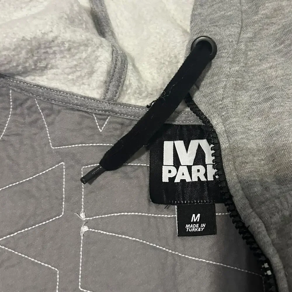Ivy Park | Heathered Grey Quilted Logo Hooded Vest Size Medium